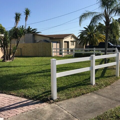 Vinyl Fence In Fort Worth Texas